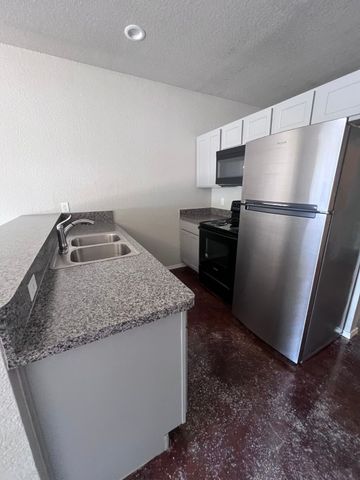 215 Price Lane 15, Weatherford, TX 76085
