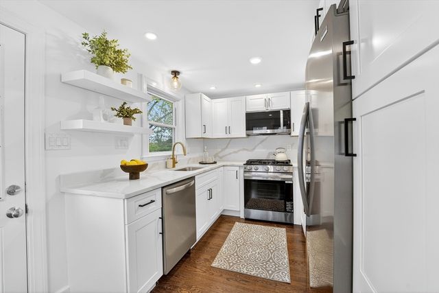 7 Franklin St, Boston, MA 02136