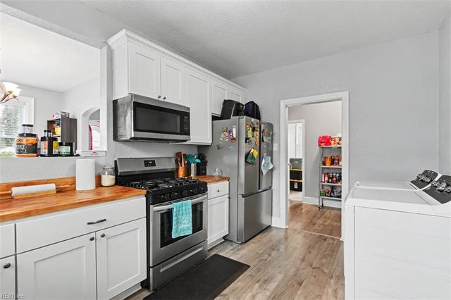 2111 Atlanta AVE, Portsmouth, VA 23704