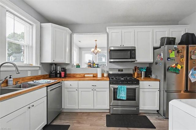 2111 Atlanta AVE, Portsmouth, VA 23704