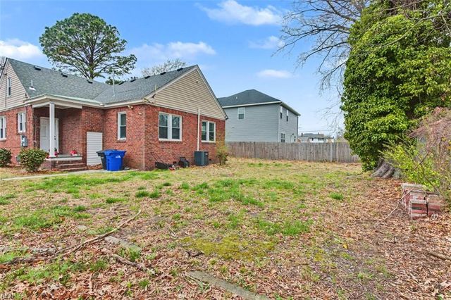 2111 Atlanta AVE, Portsmouth, VA 23704