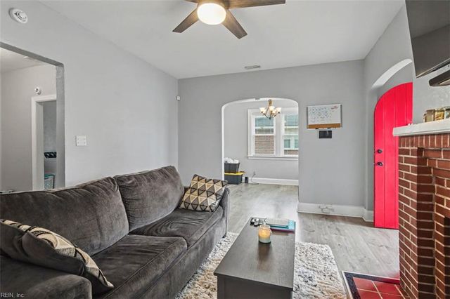 2111 Atlanta AVE, Portsmouth, VA 23704