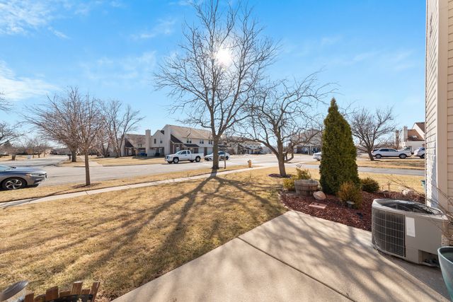 8534 Westberry Lane, Tinley Park, IL 60487