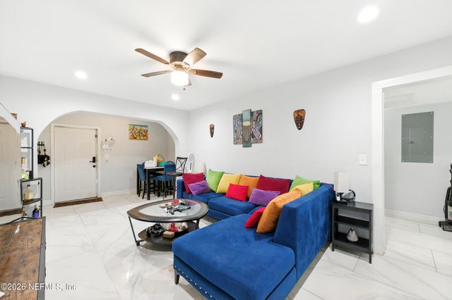 7174 MATTHEW Street, Jacksonville, FL 32210