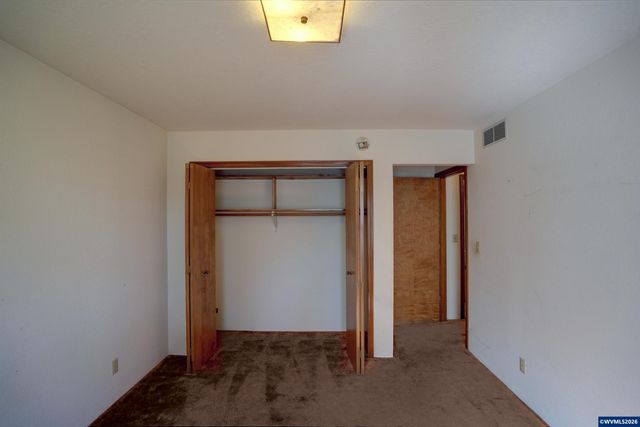 7455 Wheatland Rd N, Keizer, OR 97303