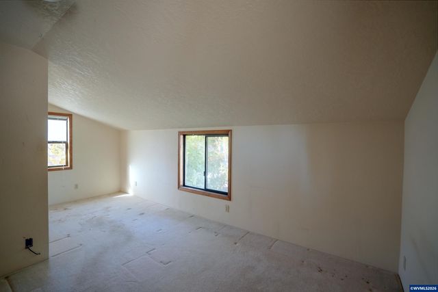 7455 Wheatland Rd N, Keizer, OR 97303