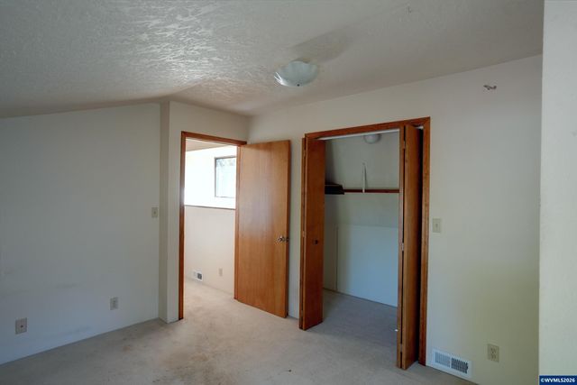7455 Wheatland Rd N, Keizer, OR 97303