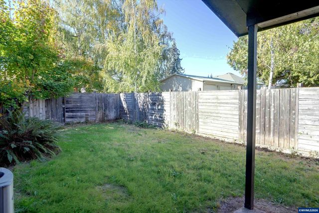 7455 Wheatland Rd N, Keizer, OR 97303