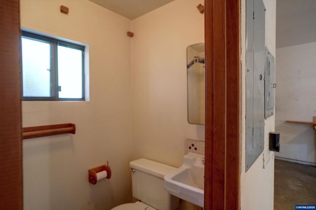 7455 Wheatland Rd N, Keizer, OR 97303