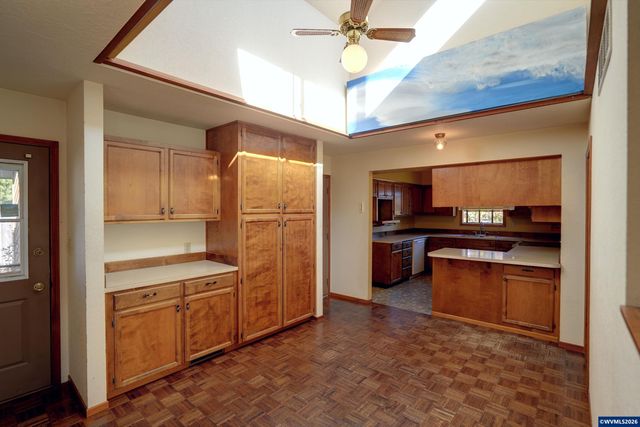 7455 Wheatland Rd N, Keizer, OR 97303