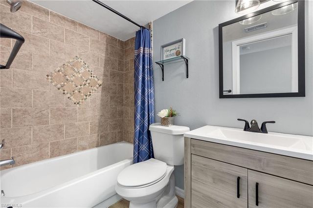 3625 Boca Ciega DR 114, Naples, FL 34112