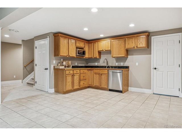 9775 Spring Hill St, Highlands Ranch, CO 80129