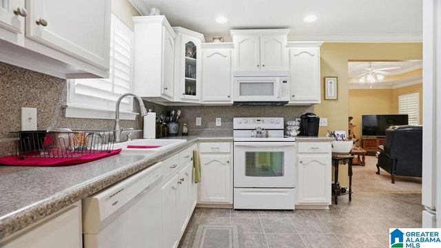 110 SARA LANE, Clanton, AL 35045