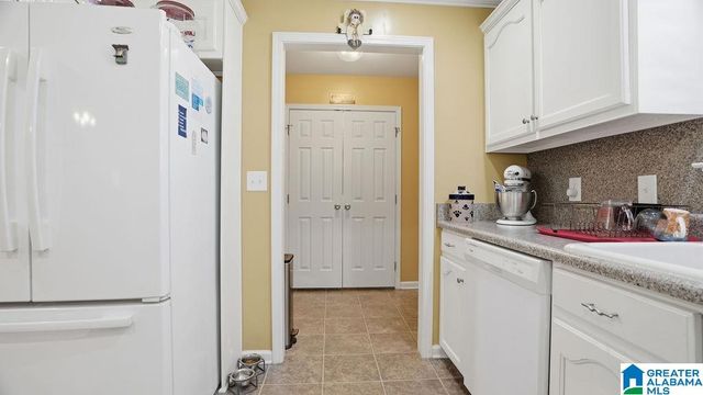 110 SARA LANE, Clanton, AL 35045