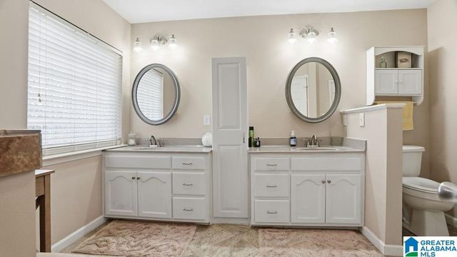 110 SARA LANE, Clanton, AL 35045