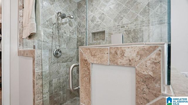 110 SARA LANE, Clanton, AL 35045