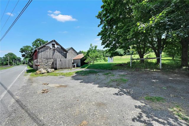 101 Conrad Road, Ruscombmanor Twp, PA 19522