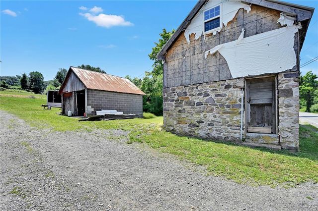 101 Conrad Road, Ruscombmanor Twp, PA 19522