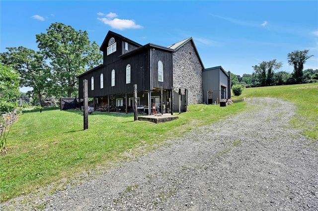 101 Conrad Road, Ruscombmanor Twp, PA 19522
