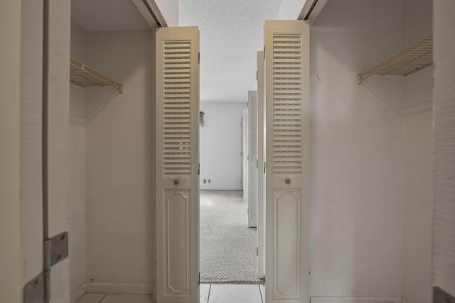 205 SE 11th Terrace 403, Dania Beach, FL 33004
