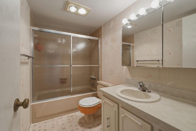 205 SE 11th Terrace 403, Dania Beach, FL 33004
