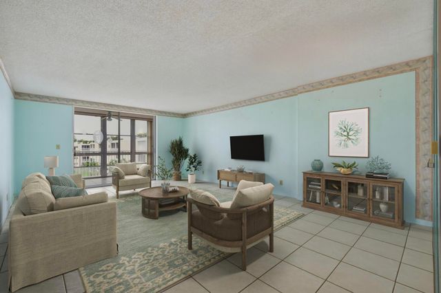 205 SE 11th Terrace 403, Dania Beach, FL 33004