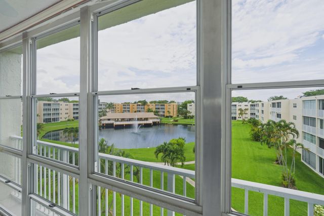 205 SE 11th Terrace 403, Dania Beach, FL 33004
