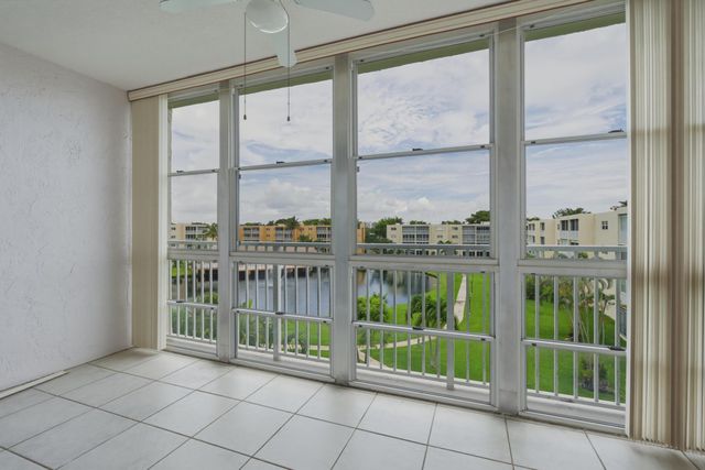 205 SE 11th Terrace 403, Dania Beach, FL 33004