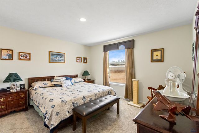 26869 HWY 89, Hot Springs, SD 57747