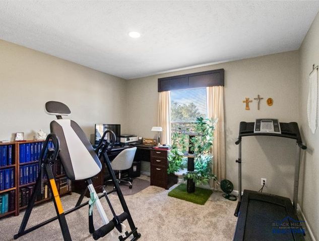 26869 HWY 89, Hot Springs, SD 57747