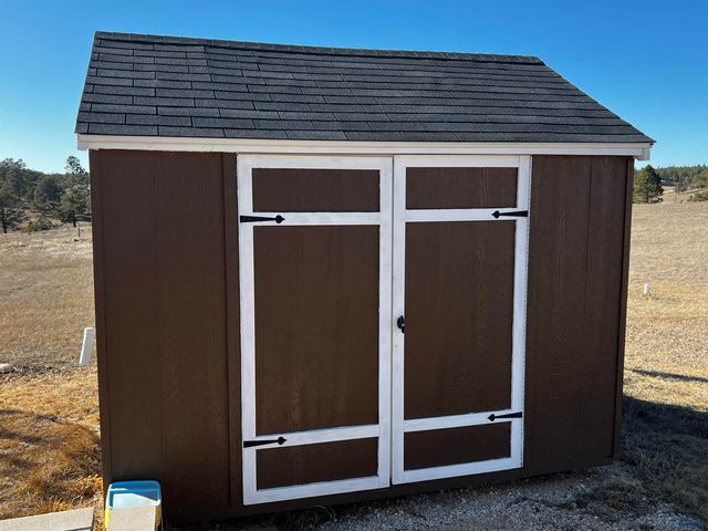 26869 HWY 89, Hot Springs, SD 57747