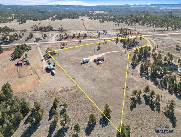 26869 HWY 89, Hot Springs, SD 57747