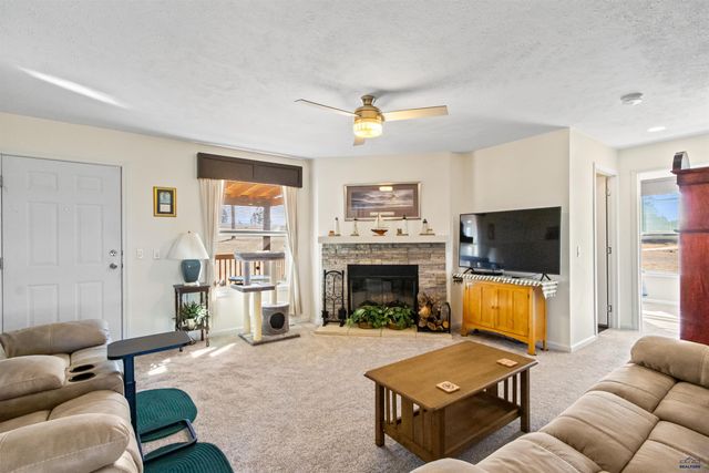 26869 HWY 89, Hot Springs, SD 57747