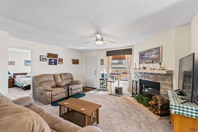 26869 HWY 89, Hot Springs, SD 57747