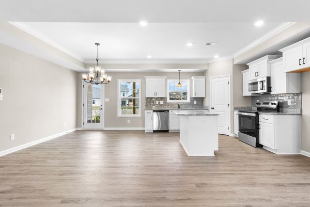 1014 Vendue Ave, Clarksville, TN 37042