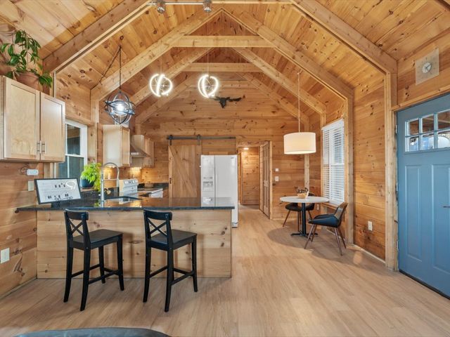 2767 180th Avenue, Milan, IL 61264