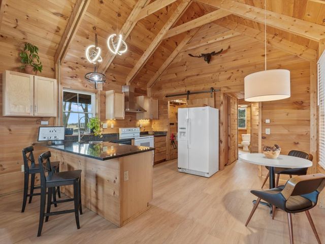 2767 180th Avenue, Milan, IL 61264