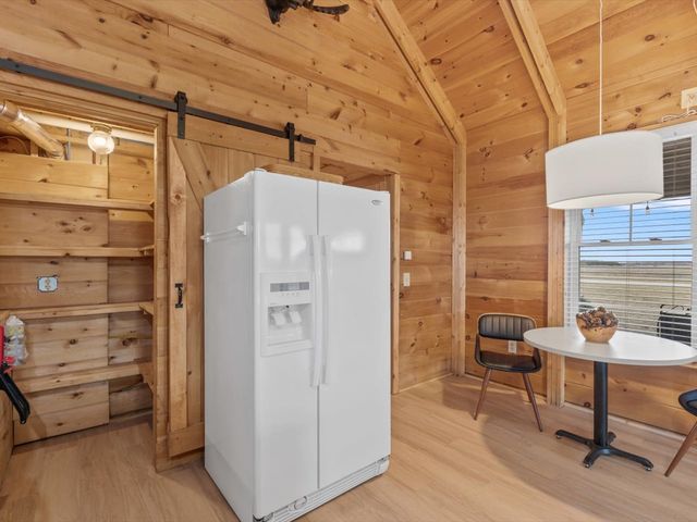 2767 180th Avenue, Milan, IL 61264