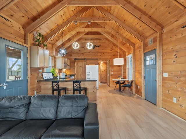 2767 180th Avenue, Milan, IL 61264