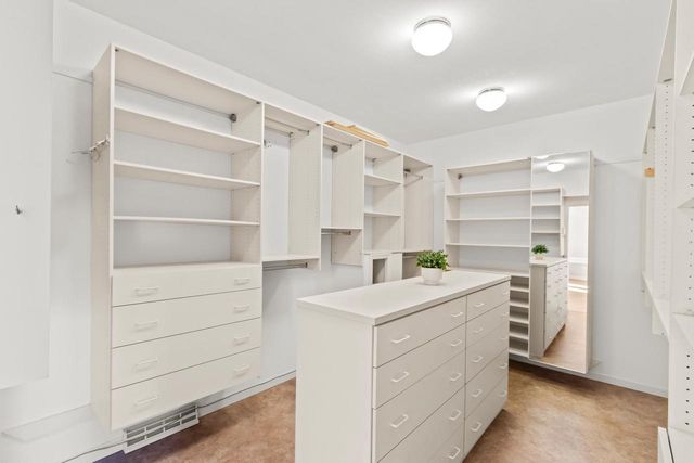 414 Clearview Court, Janesville, WI 53548