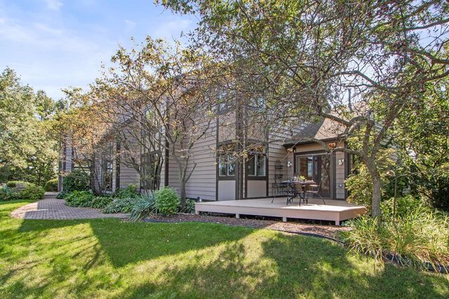 414 Clearview Court, Janesville, WI 53548