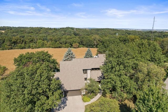 414 Clearview Court, Janesville, WI 53548