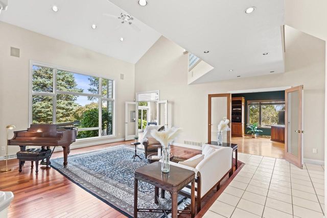 414 Clearview Court, Janesville, WI 53548