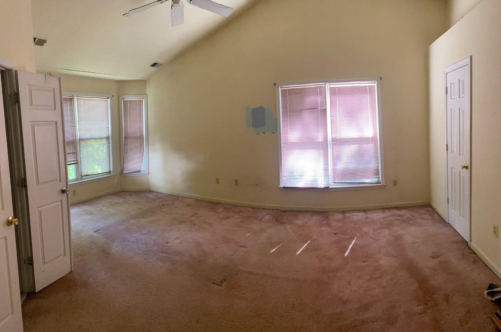 Image 11 of property listing at 7303 QUANTUM LEAP LN, Bowie, MD 20720