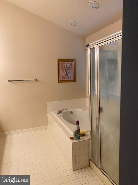 Image 13 of property listing at 7303 QUANTUM LEAP LN, Bowie, MD 20720