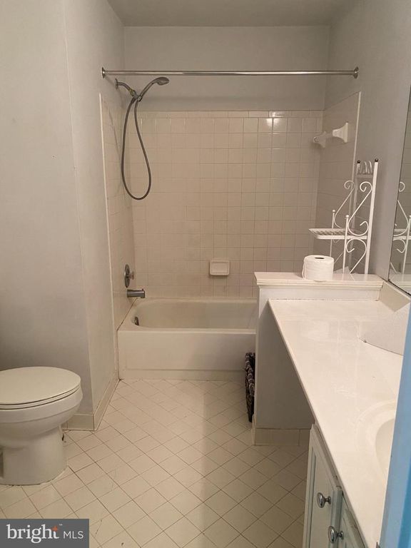 Image 15 of property listing at 7303 QUANTUM LEAP LN, Bowie, MD 20720