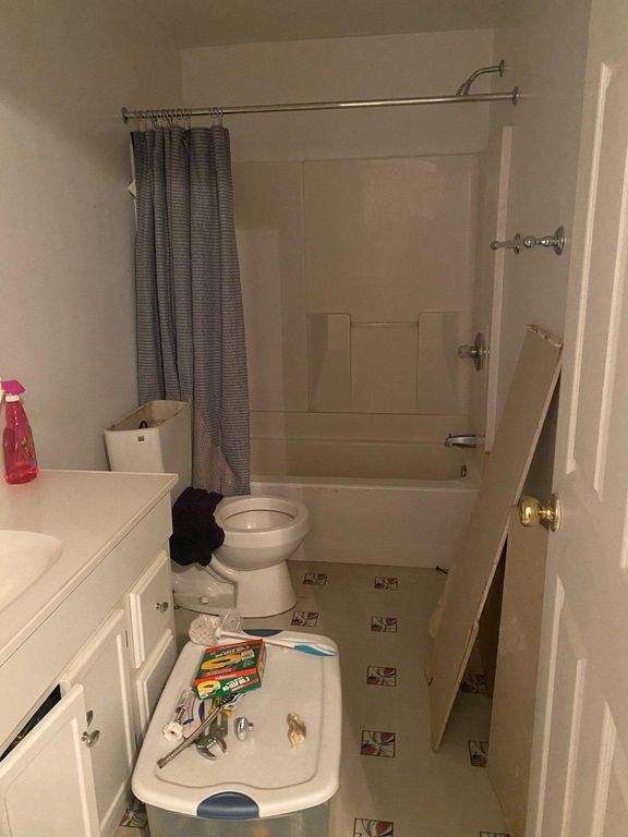 Image 18 of property listing at 7303 QUANTUM LEAP LN, Bowie, MD 20720