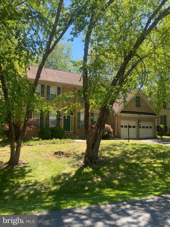 Image 2 of property listing at 7303 QUANTUM LEAP LN, Bowie, MD 20720