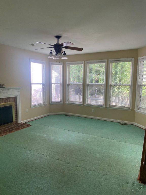 Image 3 of property listing at 7303 QUANTUM LEAP LN, Bowie, MD 20720