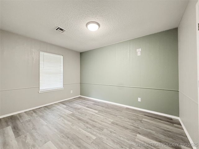 2003 Deer Run Circle, Muskogee, OK 74403